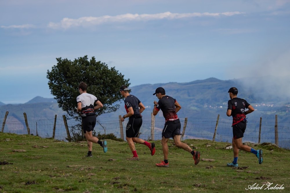 Juan Zubiaurre 3. postuan sailkatu da Hiru Txikiak mendi-lasterketan