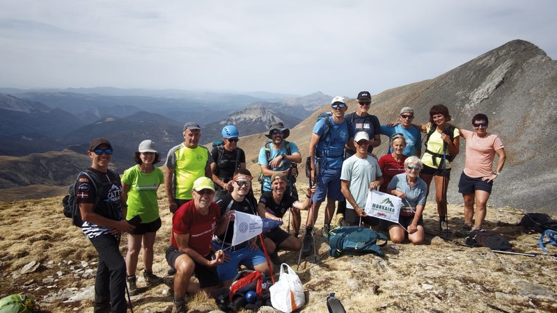 Klub Deportiboko eta Morkaiko mendizale elkarteko 20 lagun Pirinioetan izan dira
