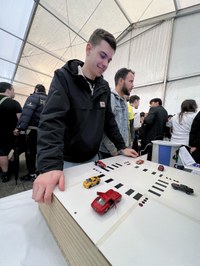 Lanbide Heziketako 3.000 ikasletik gora elkartu dira Ikasenpresa Azokan