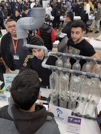 Lanbide Heziketako 3.000 ikasletik gora elkartu dira Ikasenpresa Azokan