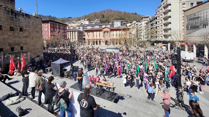 LGS propioaren aldeko Greba Orokorrari herritarrek emandako erantzuna arrakastatsua izan dela azpimarratu dute sindikatuek