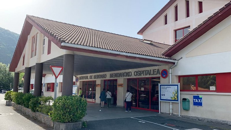 Mendaroko Ospitaleak gela berri bat du ospitaleratu gabeko tratamendu mediko programatuak behar dituzten pazienteentzat