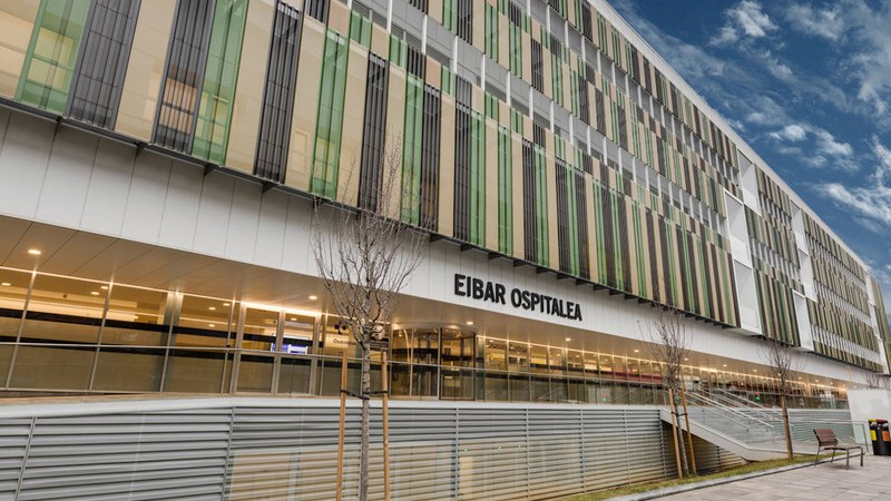 Osakidetzako eta Osasunbideko medikuek astebeteko grebak egingo dituzte hilero