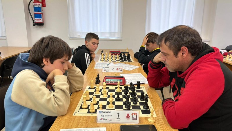 Raul Fernandez da Gipuzkoako Xakeko Hirugarren Mailako txapelduna