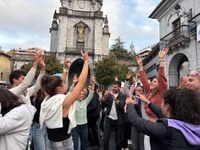 "Salto-saltoka" lelopean, jai giro paregabea sortu da Elgoibarren ospatu den Kilometroak jaian "Salto-saltoka" lelopean, jai giro paregabea sortu da Elgoibarren ospatu den Kilometroak jaian