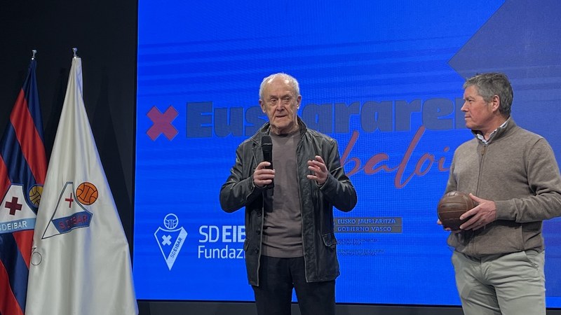 SD Eibar Fundazioak futbolaren euskarazko hiztegia sortu du