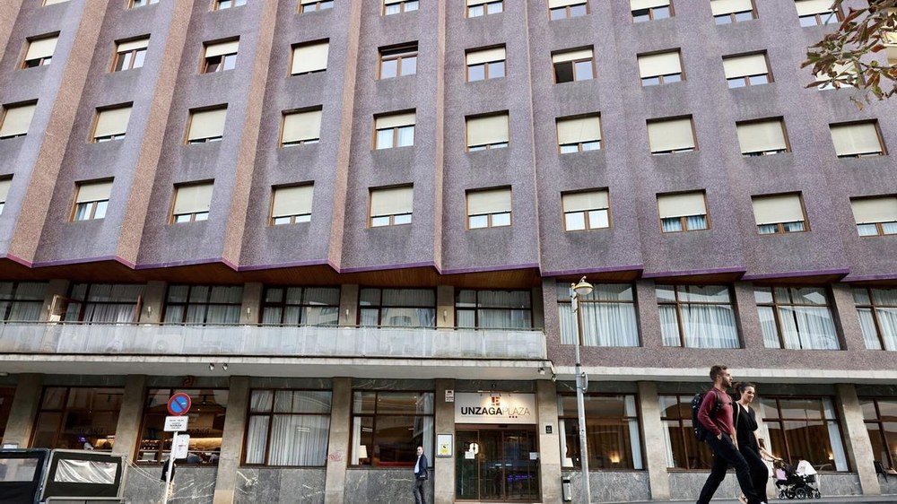 Unzaga Plaza hotela urriaren 31n itxiko dute